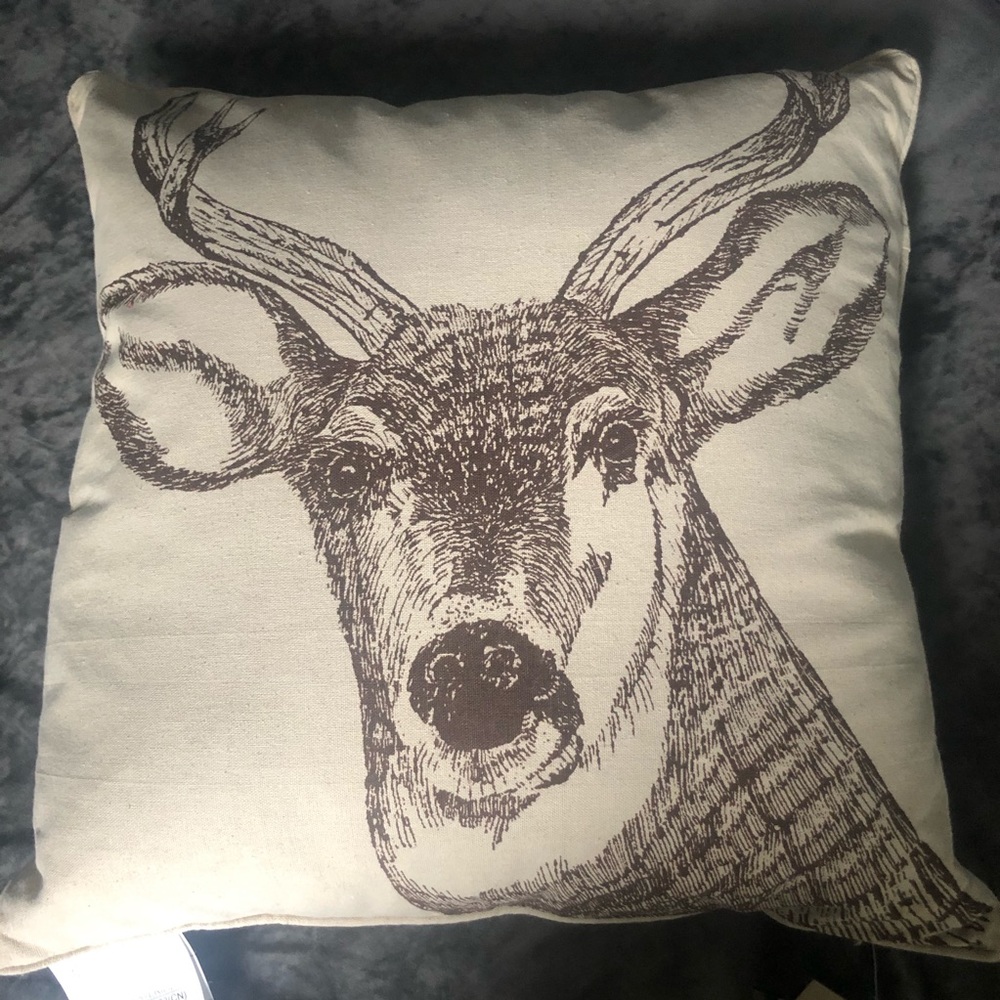 Canvas Deer Print Pillow 20x20
